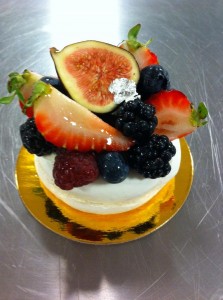 Fruit Pavlova